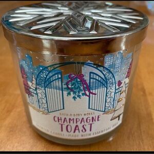 Bath & Body Works Champagne Toast 3-Wick Candle